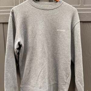 Columbia Hart Mountain II Crewneck Sweatshirt Grey